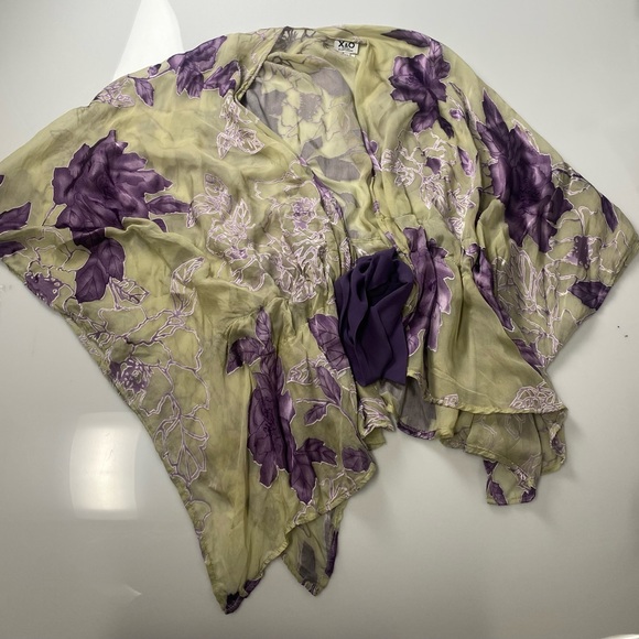 Tops - X&O EVERYWEAR floral sheer top